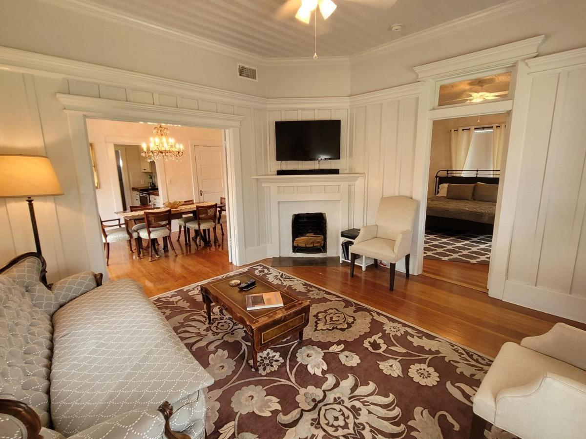 アルパイン Holland House - Historic And Sophisticatedヴィラ エクステリア 写真