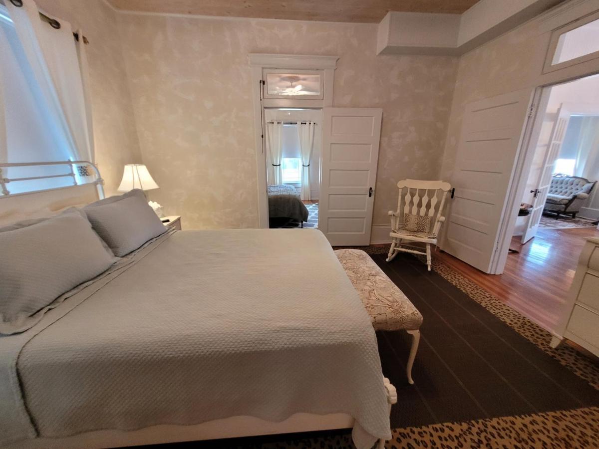 アルパイン Holland House - Historic And Sophisticatedヴィラ エクステリア 写真